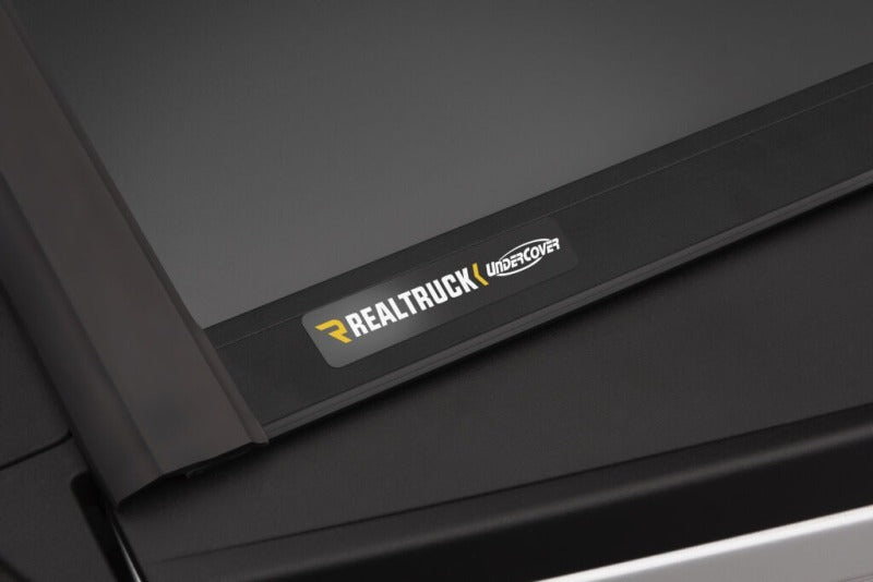 UnderCover 08-16 Ford F-250/F-350 6.8ft Ultra Flex Bed Cover - Matte Black Finish