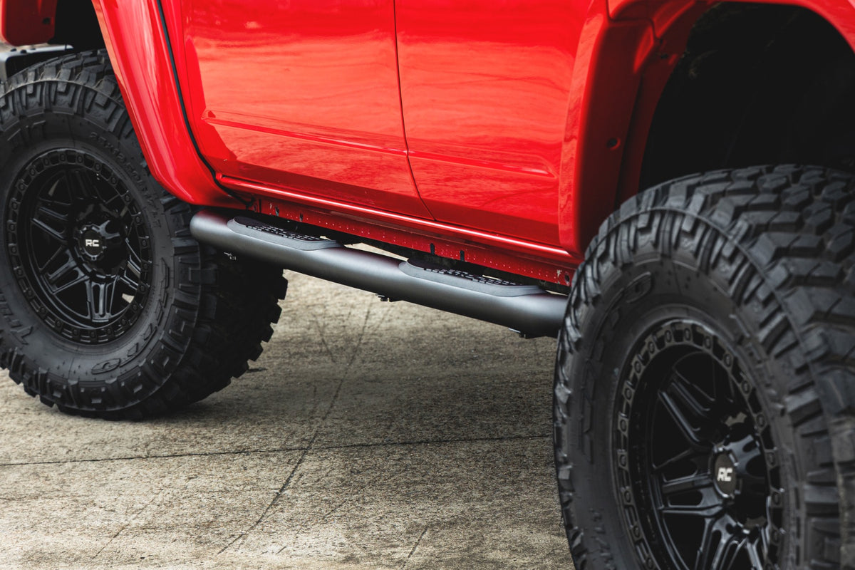 Rough Country Nerf Steps 3-Inch Tube | 4-Door | Ford Bronco 4WD (2021-2026)