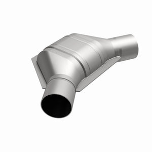 MagnaFlow Universal Catalytic Converter 2 inch Angled O/O PC2 Front