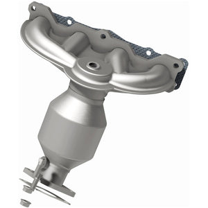 MagnaFlow 14-15 Hyundai Tucson 2.4L California Grade CARB Compliant Direct-Fit Catalytic Converter