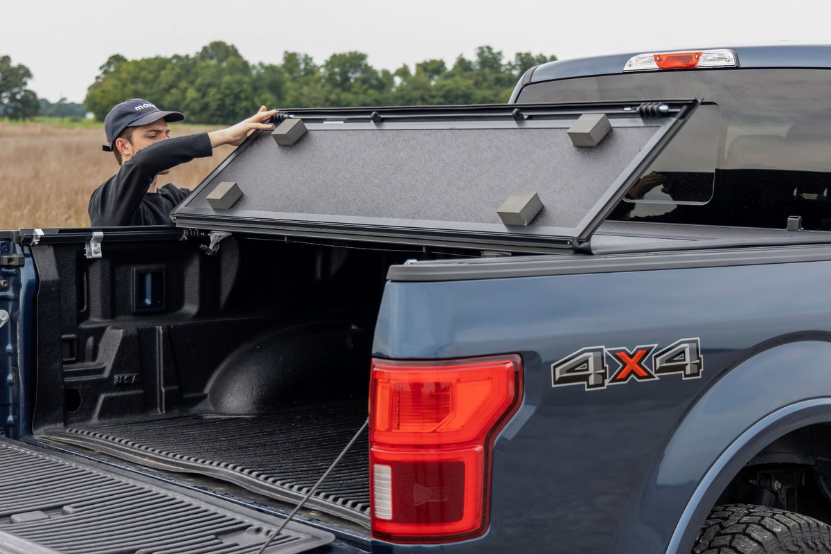 Rough Country Hard Low Profile Bed Cover | Ford F-150 2WD/4WD (2015-2020)