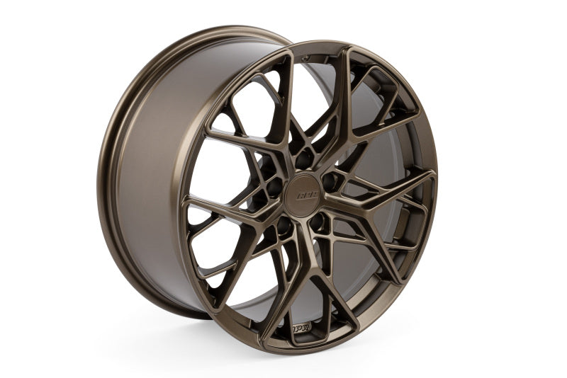 APR A02 Flow Formed - 19x8.5 - 5x112 - ET45 - 66.5mm Center Bore - Bronze Wheel