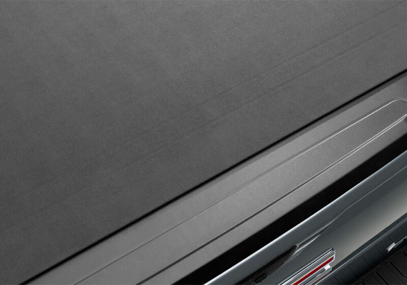 BAK 24-26 Chevy/GMC Silverado/Sierra EV 6ft Bed (w/ Midgate) Revolver X4s Hard Roll-Up Bed Cover