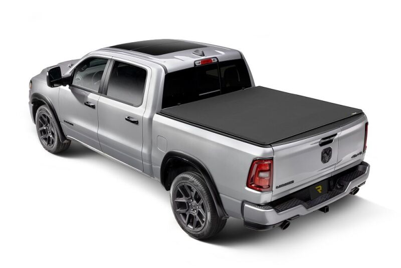 Extang 17-26 Ford Super Duty Long Bed 8.2ft Bed Trifecta Max Soft Folding Cover