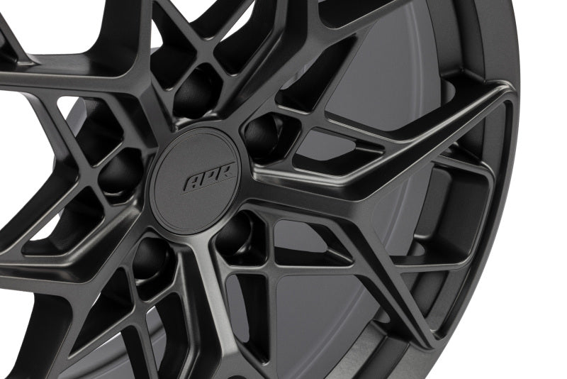 APR A02 Flow Formed - 19x8.5 - 5x112 - ET45 - 66.5mm Center Bore - Anthracite Wheel