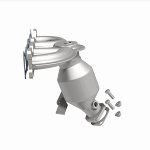 MagnaFlow 14-15 Hyundai Tucson 2.4L California Grade CARB Compliant Direct-Fit Catalytic Converter