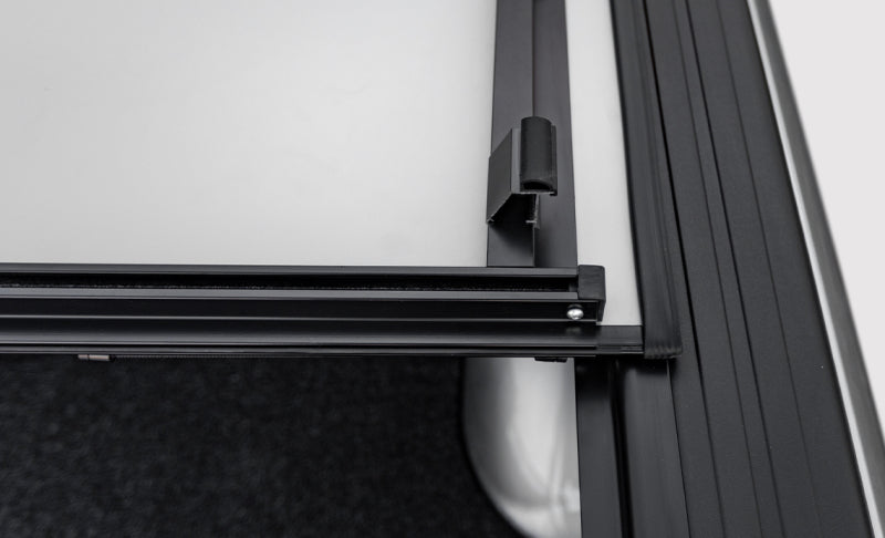 Access 2022+ Nissan Frontier 5ft Bed LOMAX Stance Hard Cover - Urethane Diamond Plate
