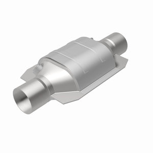 MagnaFlow Universal Catalytic Converter 2.25 W/Dual O2 Boss