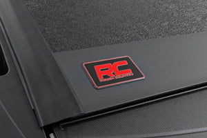 Rough Country Hard Low Profile Bed Cover | Chevy/GMC 1500/2500HD/3500HD (14-19 & Classic)