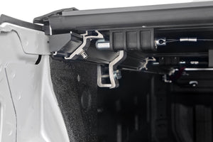 Rough Country Hard Low Profile Bed Cover | Chevy/GMC Sierra 1500 (19-26)/Silverado 1500 (19-26)