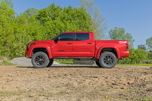 Rough Country Oval Nerf Steps Crew Cab | Black | Toyota Tundra 2WD/4WD (2022-2026)