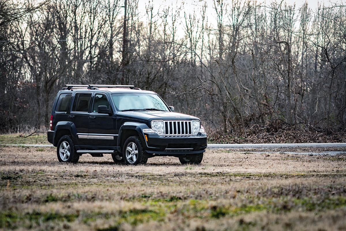 Rough Country 2.5 Inch Lift Kit | Jeep Liberty KK 4WD (2008-2012)
