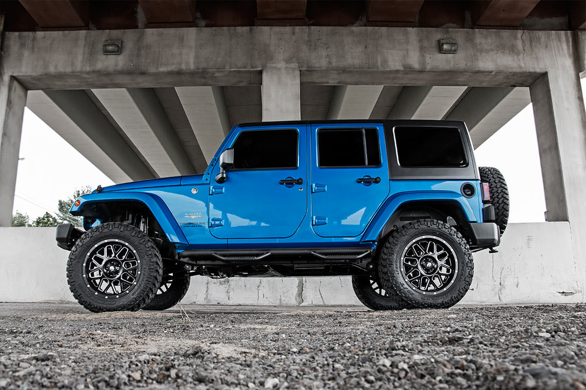 Rough Country 3.5 Inch Lift Kit 4-Door | Jeep Wrangler JK 2WD/4WD (2007-2018)