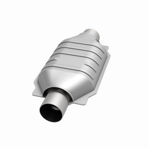 MagnaFlow Universal Catalytic Converter 2 W/O2 Boss