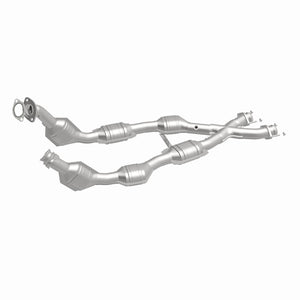 MagnaFlow Direct Fit Catalytic Converter 96-98 Mustang 4.6L 6-Cats