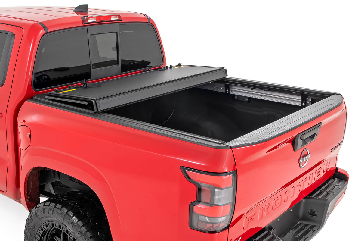 Rough Country Hard Tri-Fold Flip Up Bed Cover 5' Bed | Nissan Frontier 2WD/4WD (22-26)