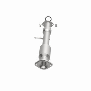 MagnaFlow Direct Fit Catalytic Converter 14-15 Toyota Highlander 3.5L