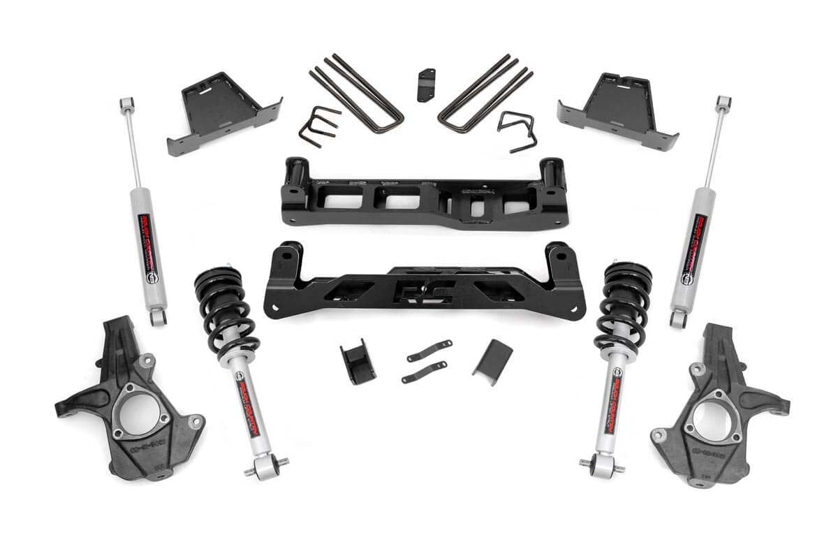 Rough Country 7.5 Inch Lift Kit | Chevy/GMC 1500 2WD (07-13)