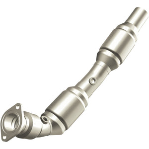 MagnaFlow Direct Fit Catalytic Converter 10-12 Chevy Camaro 6.2L P/S (49 State)