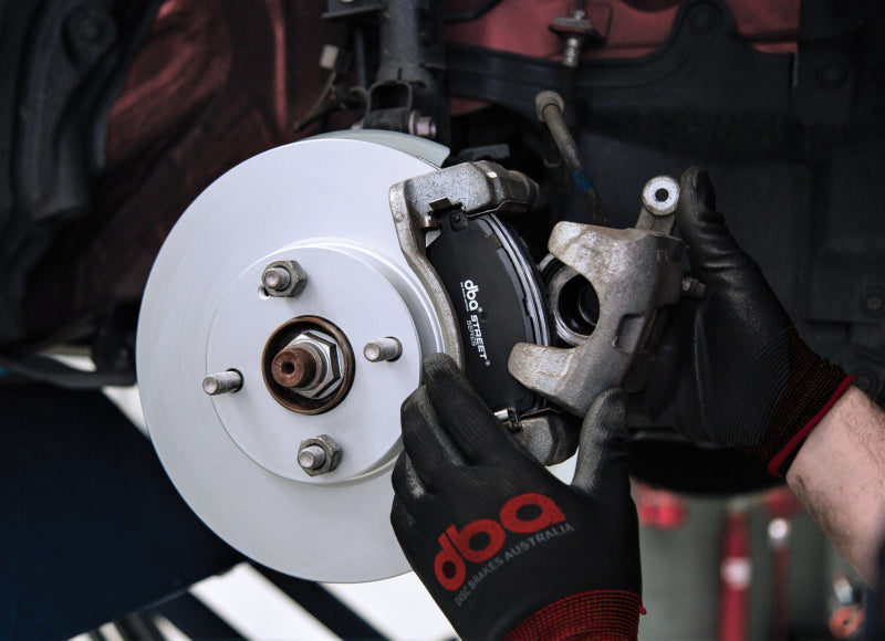 DBA 07-15 Audi Q7 (w/Iron Rotor) Front En-Shield Standard Rotor