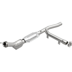 MagnaFlow Direct Fit Catalytic Converter 97-98 Ford Trucks 4.2L