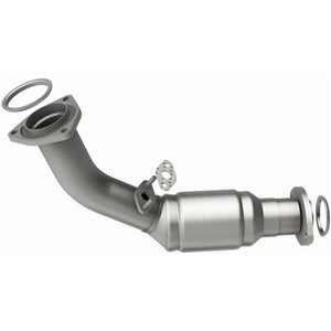 MagnaFlow Direct Fit Catalytic Converter 99-02 Toyota 4 Runner 3.4L Front