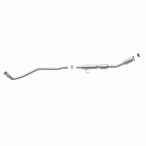 MagnaFlow Direct Fit Catalytic Converter 14-15 Toyota Corolla 1.8L