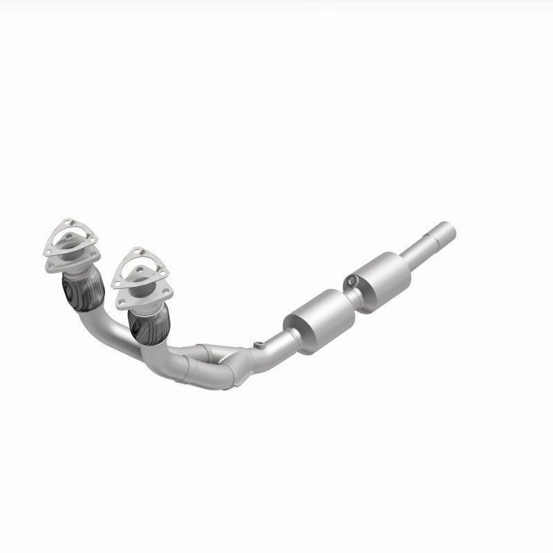 MagnaFlow Direct Fit Catalytic Converter 02-05 Golf 2.8L Underbody