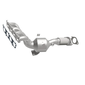 MagnaFlow 11-17 Ford Fiesta 1.6L Direct Fit Catalytic Converter