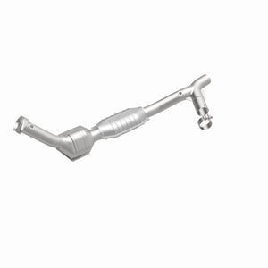MagnaFlow Direct Fit Catalytic Converter 98 Ford Expedition 5.4L