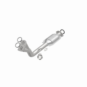 MagnaFlow Direct Fit Catalytic Converter 96-00 Toyota 4 Runner 2.7
