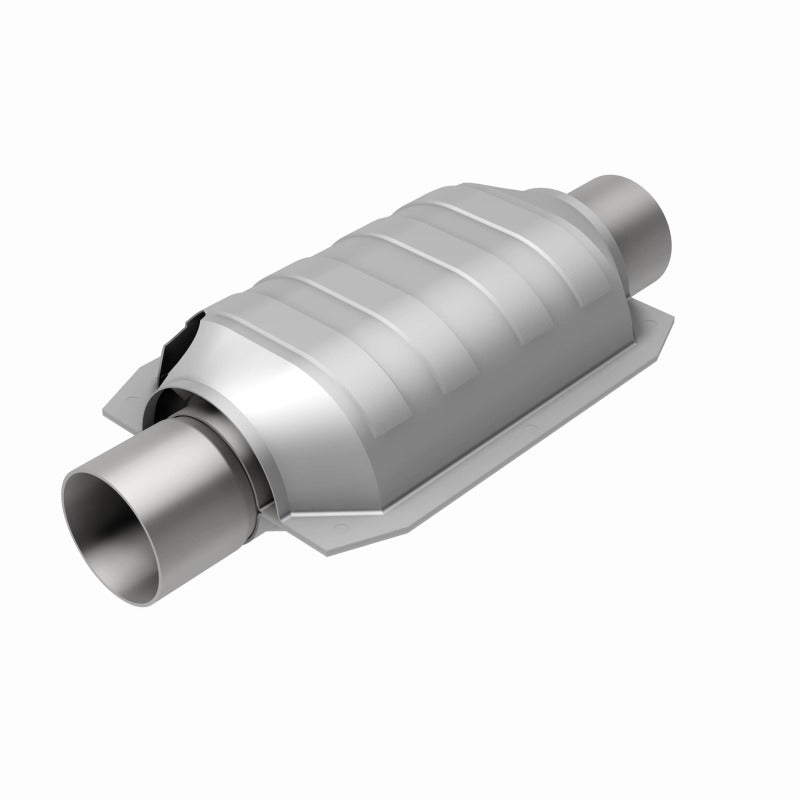 MagnaFlow Universal Catalytic Converter 3 W/Dual O2 Boss