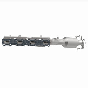 MagnaFlow 05-06 Nissan Titan 5.6L Direct Fit Converter