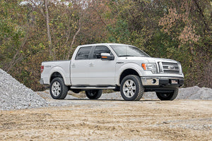 Rough Country 2 Inch Lift Kit Lifted Struts | Ford F-150 4WD (2009-2013)