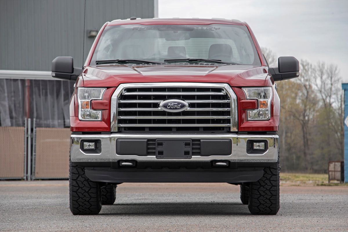 Rough Country 2 Inch Lift Kit | Ford F-150 2WD/4WD (2009-2020)
