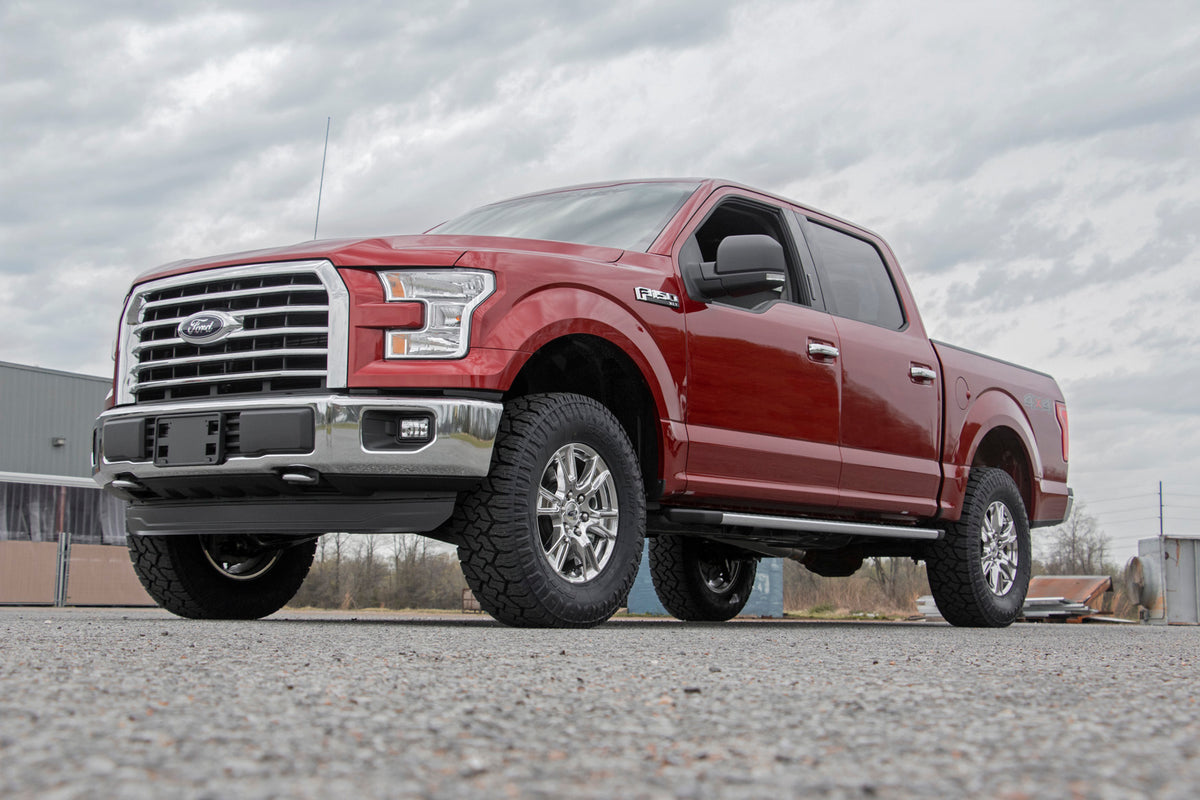 Rough Country 2 Inch Lift Kit | Ford F-150 2WD/4WD (2009-2020)