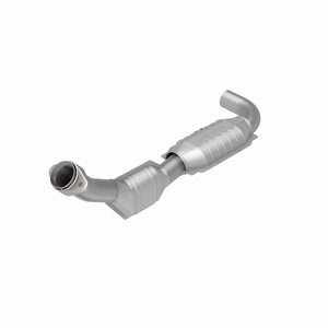 MagnaFlow Direct Fit Catalytic Converter 00-01 Ford F-150 4.6L 2wd