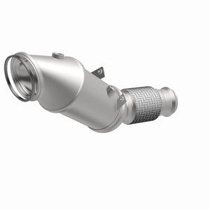 MagnaFlow 18-22 BMW 530e OEM Grade Federal / EPA Compliant Direct-Fit Catalytic Converter