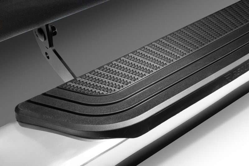 RealTruck 15-26 Ford F150 / 17-26 Ford F250/F350 SD Crew Cab Traxio 4in Nerf Bars - Stainless Steel