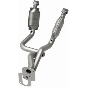 MagnaFlow 2005 Ford F-250 Super Duty 6.8L Direct Fit Converter