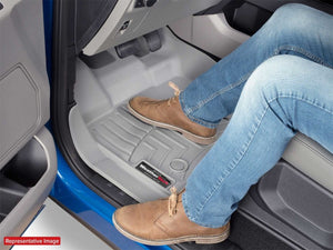 WeatherTech 98-00 BMW 323i Rear FloorLiner - Tan
