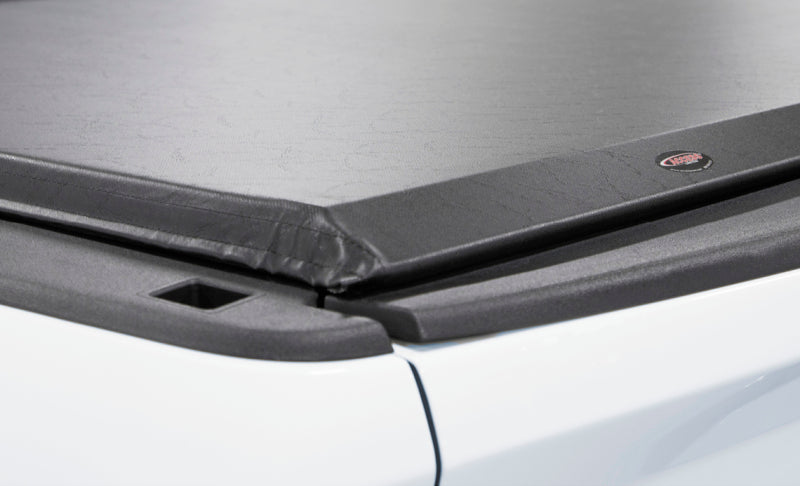 Access 2022+ Nissan Frontier 5ft Bed Limited Roll-Up Cover