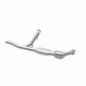MagnaFlow Direct Fit Catalytic Converter 97-98 Ford Trucks 4.2L