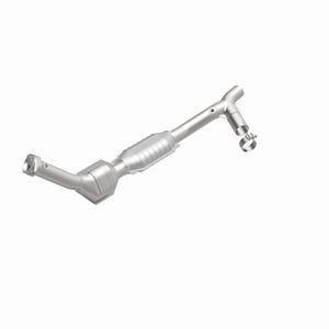MagnaFlow Direct Fit Catalytic Converter 98 Ford Expedition 5.4L