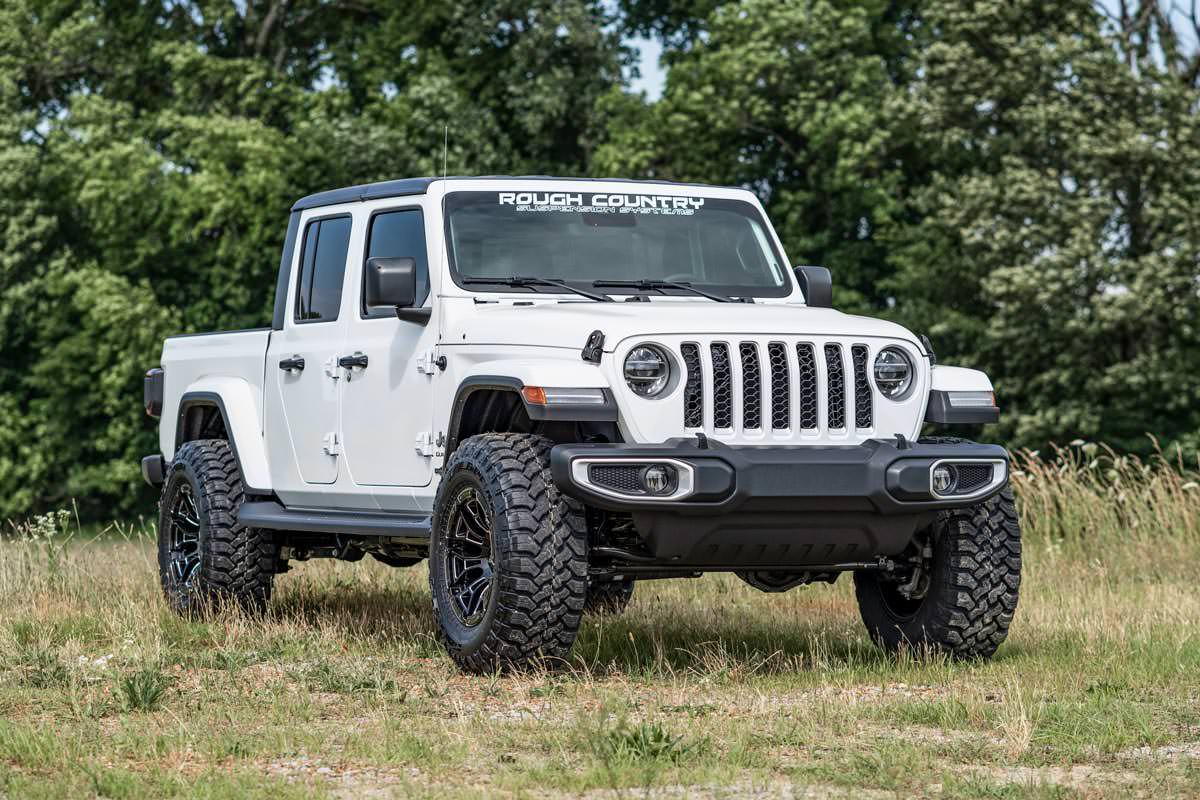 Rough Country 2.5 Inch Leveling Kit | Jeep Gladiator JT 4WD (20-23)