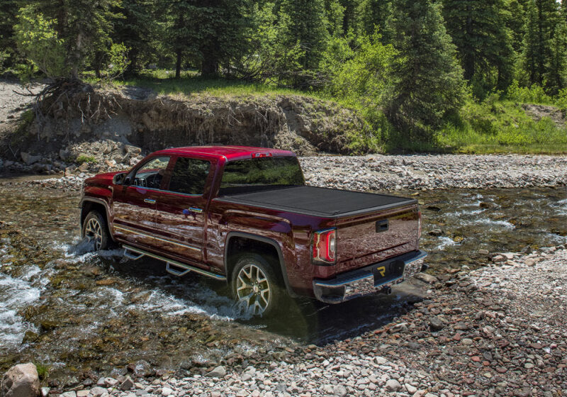 Retrax 2022 Toyota Tundra CrewMax 5.5ft Bed w/ Deck Rail System PowertraxONE MX