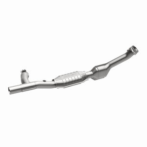 MagnaFlow Direct Fit Catalytic Converter 99-00 Ford Trucks 5.4L