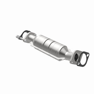MagnaFlow Direct Fit Catalytic Converter 06-10 Hyundai Elantra 2.0L Rear/2011 Kia Soul 2.0L Rear