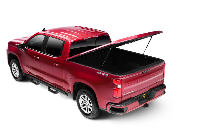 UnderCover 19-20 Chevy Silverado 1500 5.8ft Lux Bed Cover - Black