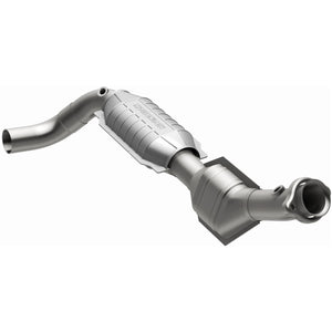 MagnaFlow Direct Fit Catalytic Converter 97-98 F150/F250 4.6L 4Wd D/